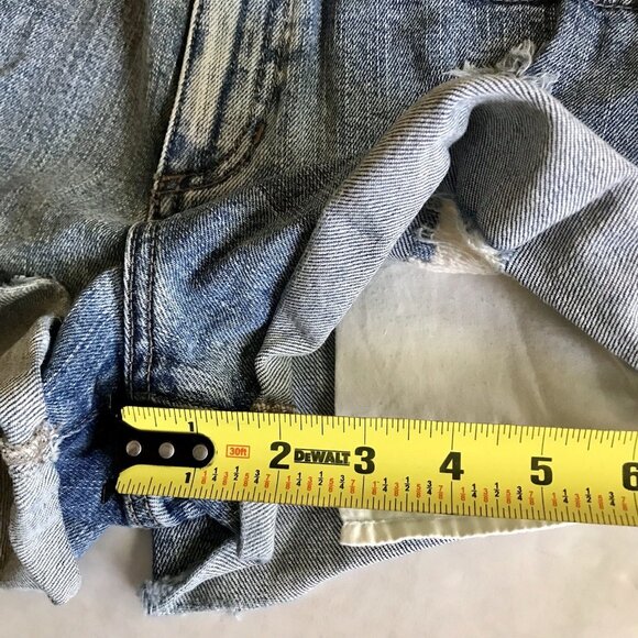 SNEAK PEEK Women’s High-Rise Distressed Cuffed Blue‎ Denim Shortie Shorts Medium - Picture 5 of 6
